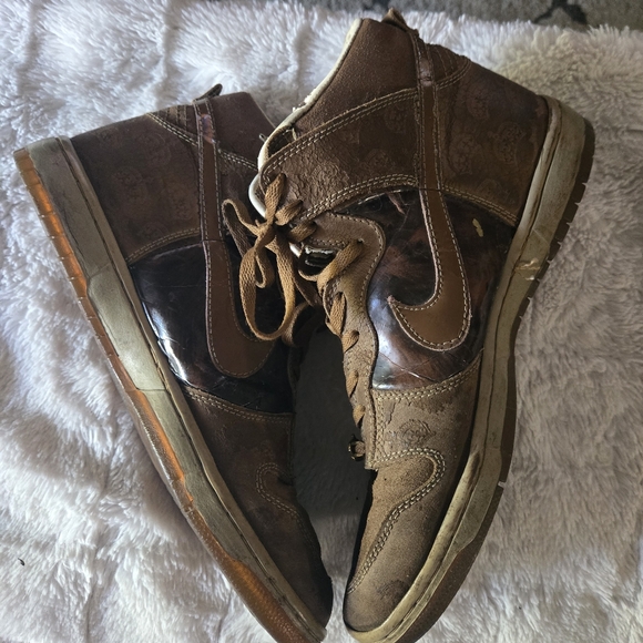 Nike Dunk High Premium \'Mighty Crown\' Bison Edition 2006 Vintage Size 12 main image 10